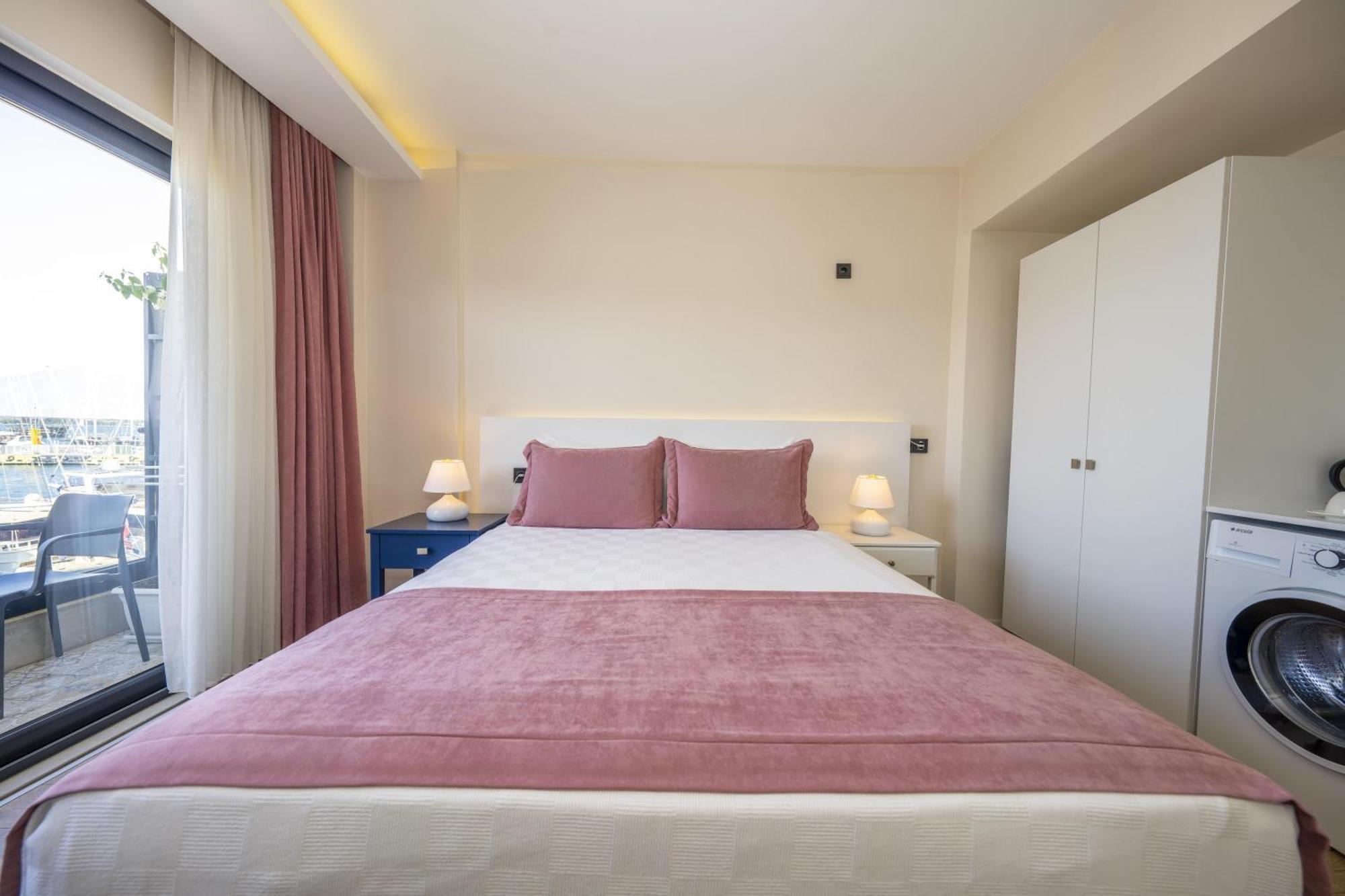 Ece Marina Suites Fethiye Exterior foto